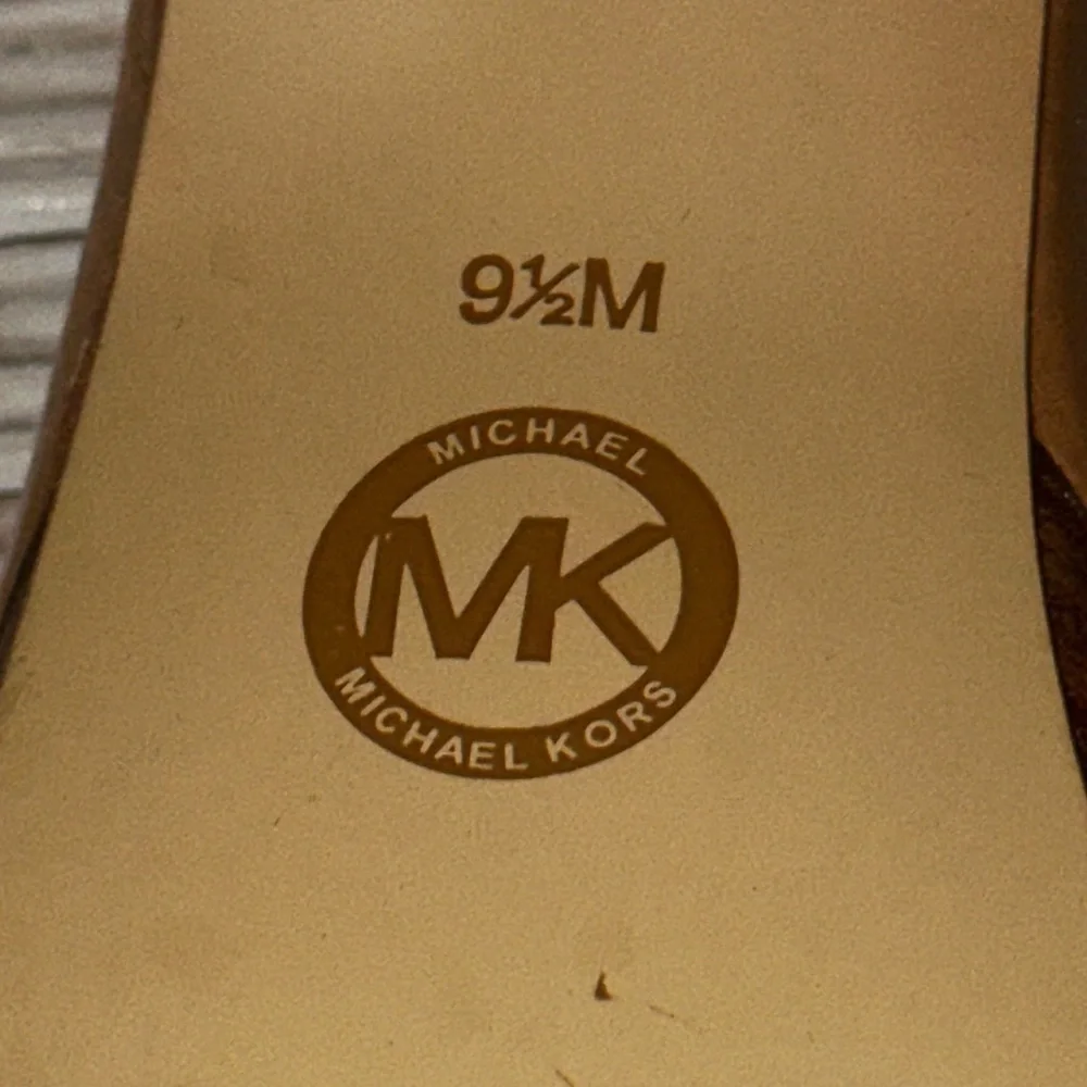 UEC MICHAEL Michael Kors Brown Platform Sandals with Chunky Heel